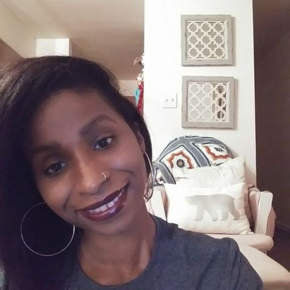 Meet your Posher, Sharnay